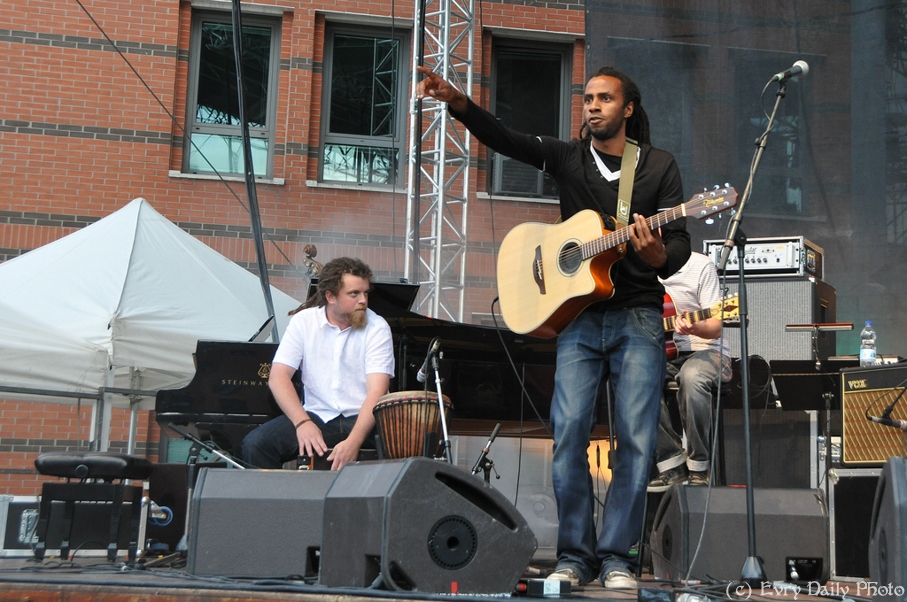 Evry Daily Photo - Fete de la Musique Evry - Harold 298 - large.jpg